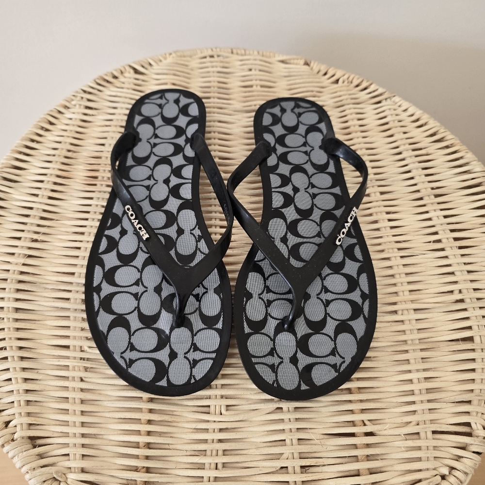 Coach Lyra Black And Gray Monogram Jelly Flip Flops Womens 5 EUC - Picture 2 of 4